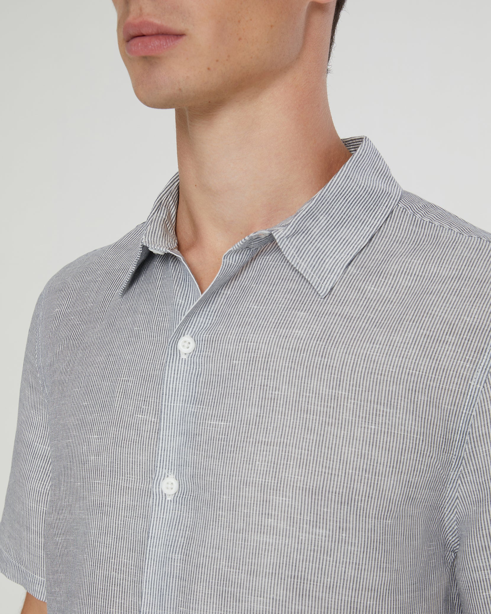 Deep Navy/White