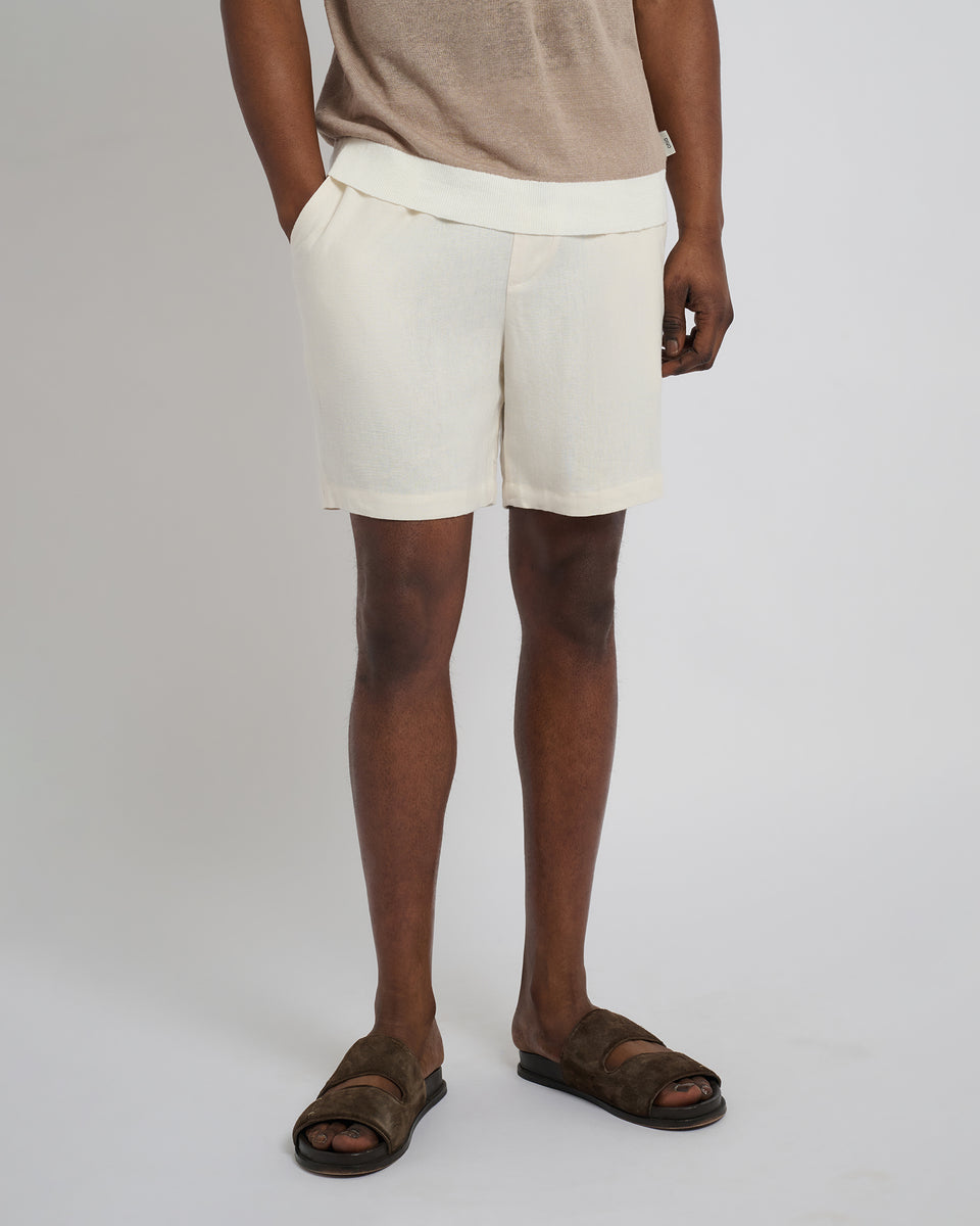 Classic Pull On Linen Short 6