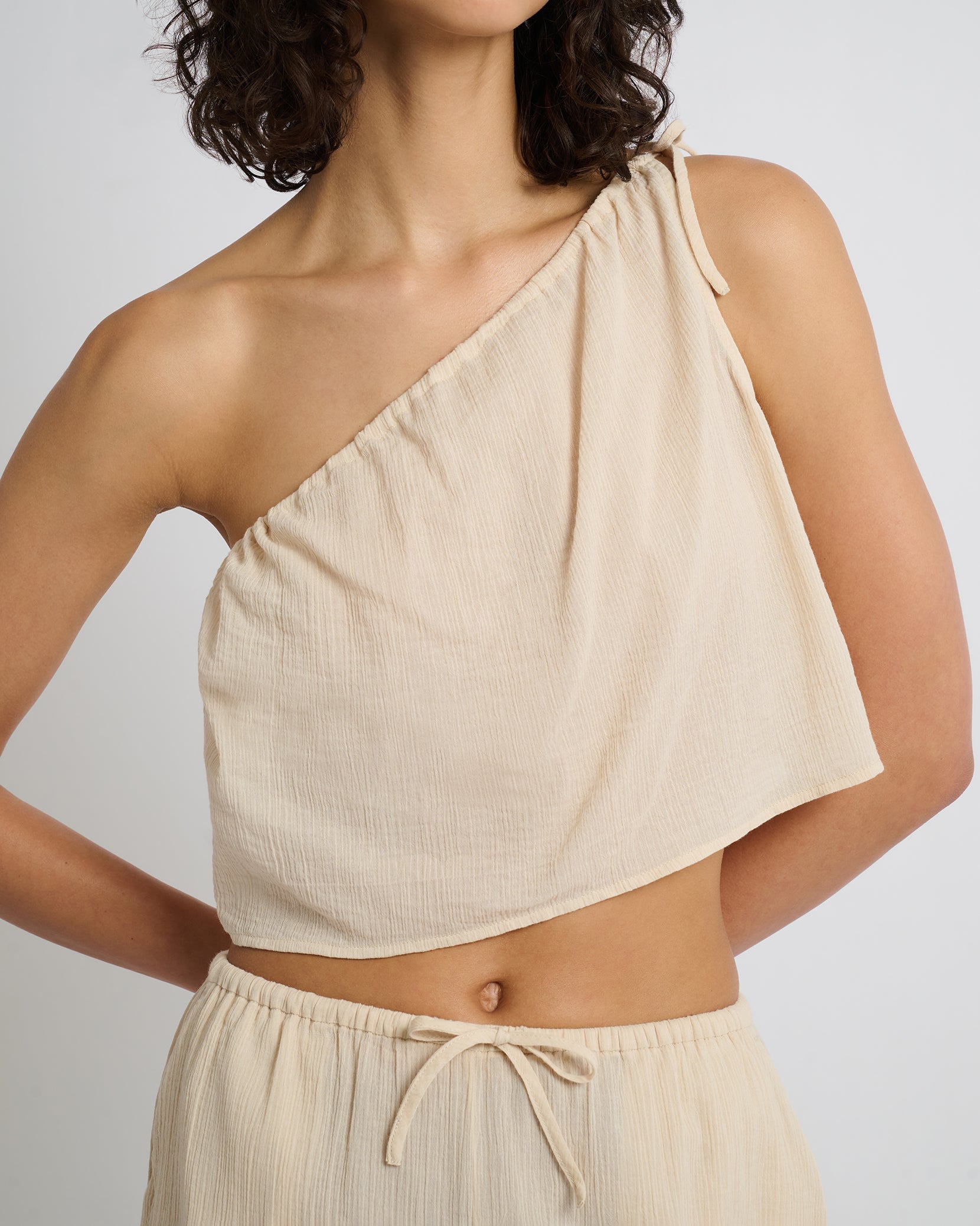 トップス crinkle crinkle crinkle camisole Solid Lace Crinkle Cami | maurices