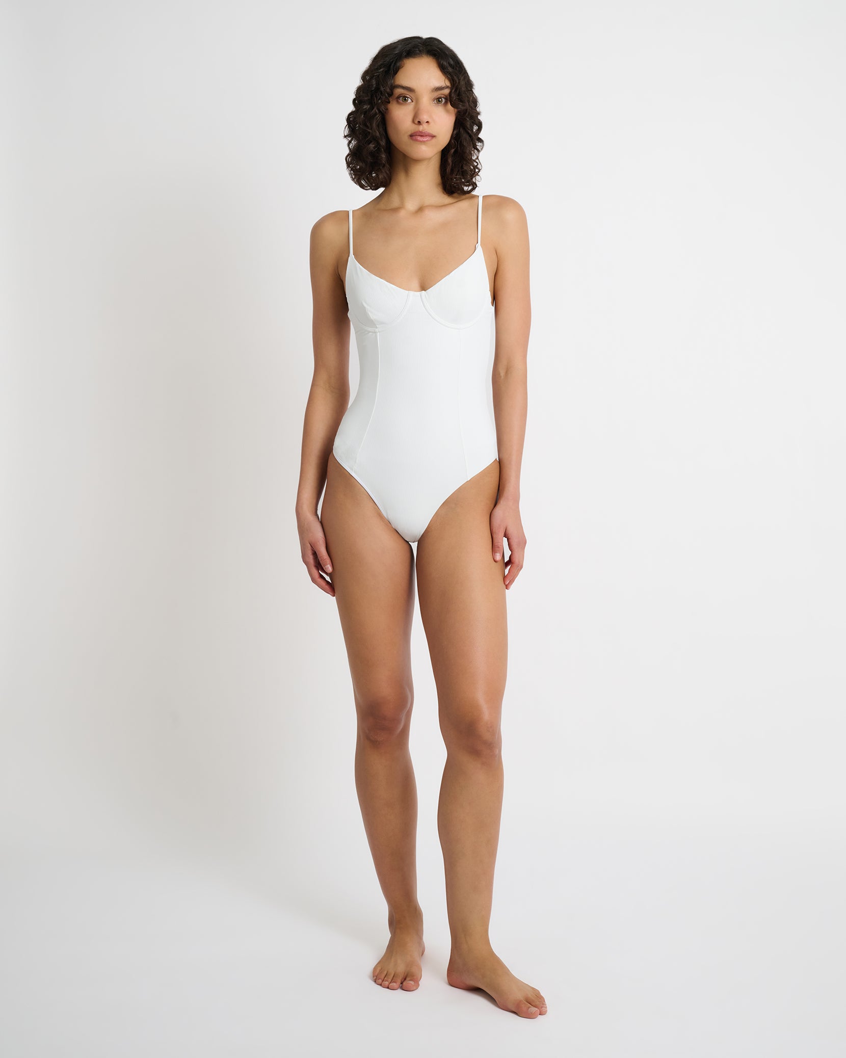 Chelsea One Piece – onia