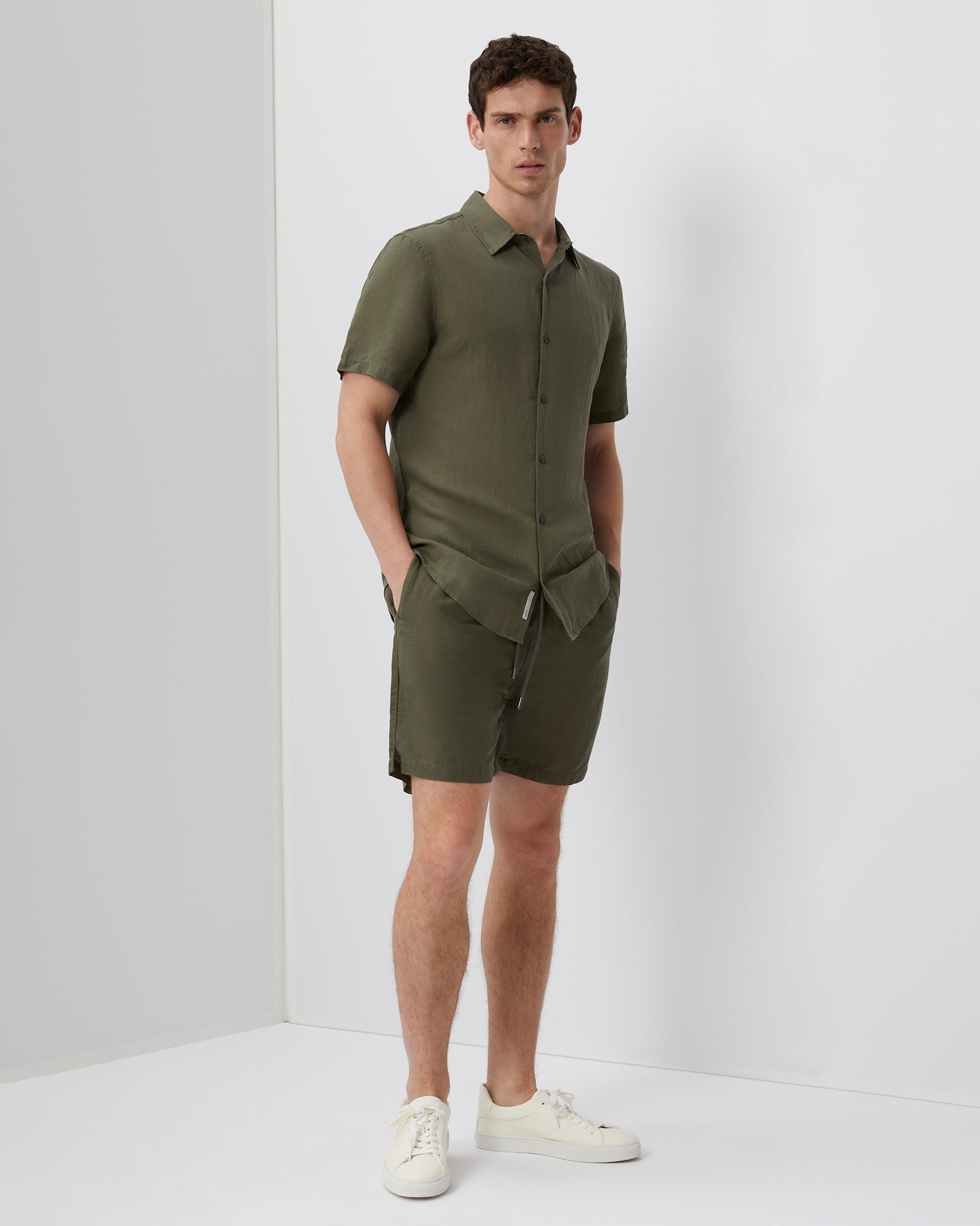 Air Linen Pull-on Short 6 Air Linen Pull-on Short 6