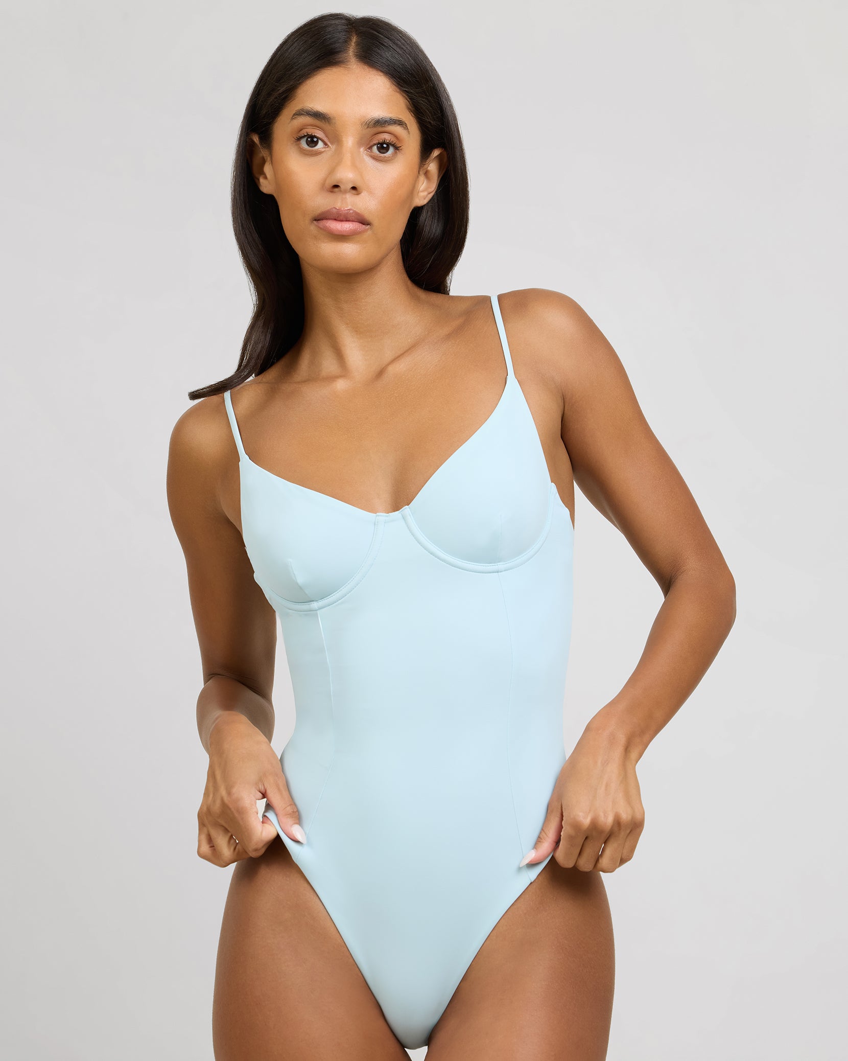 Chelsea One Piece – onia
