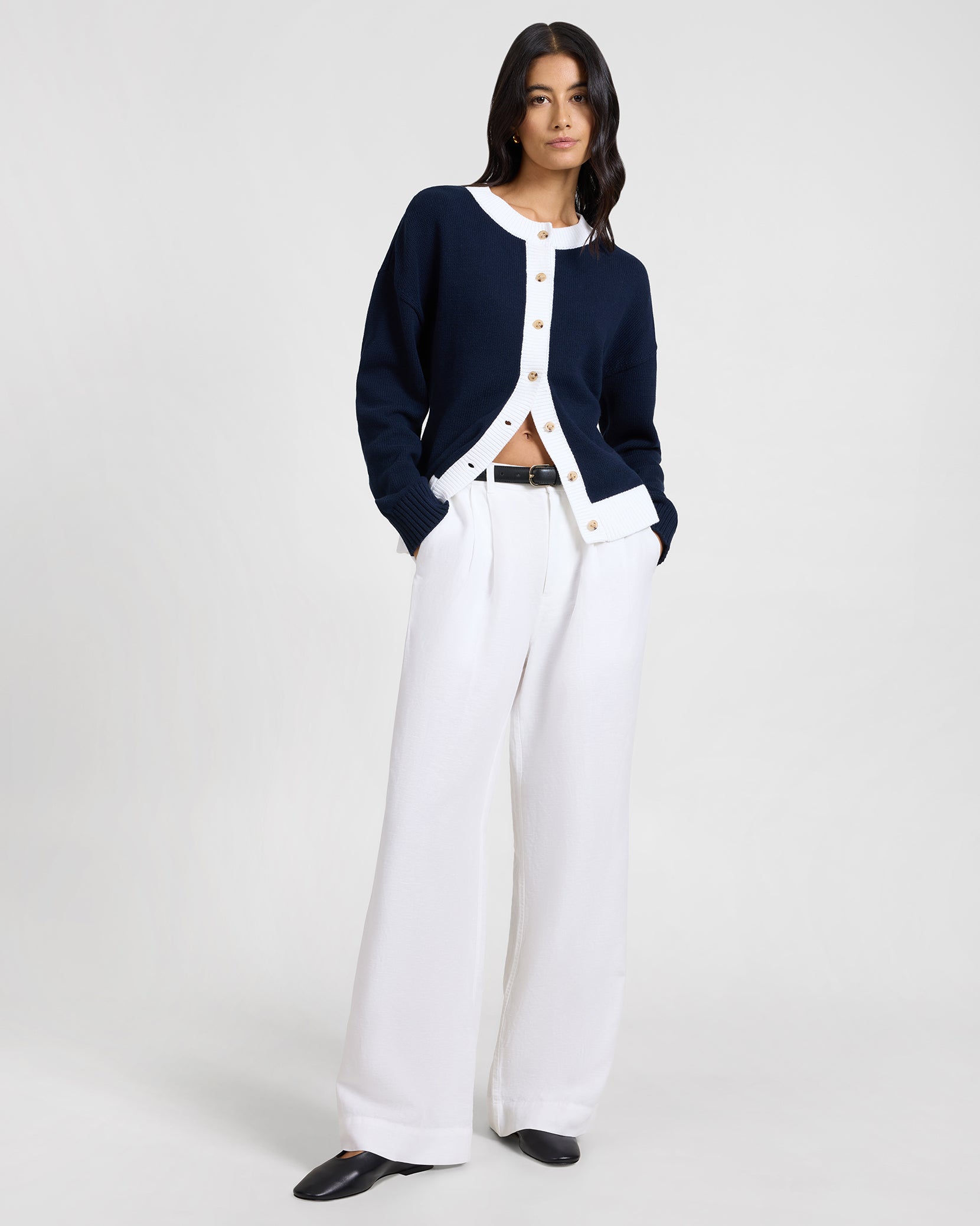Noir Navy/White