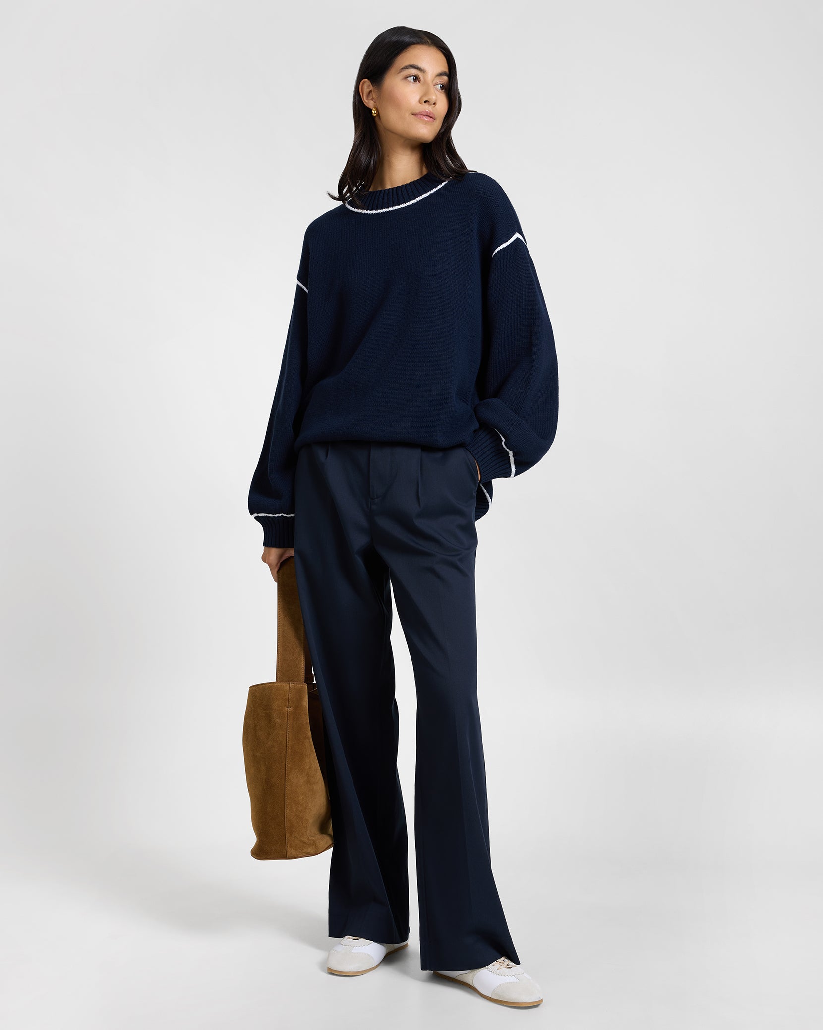 Noir Navy/White
