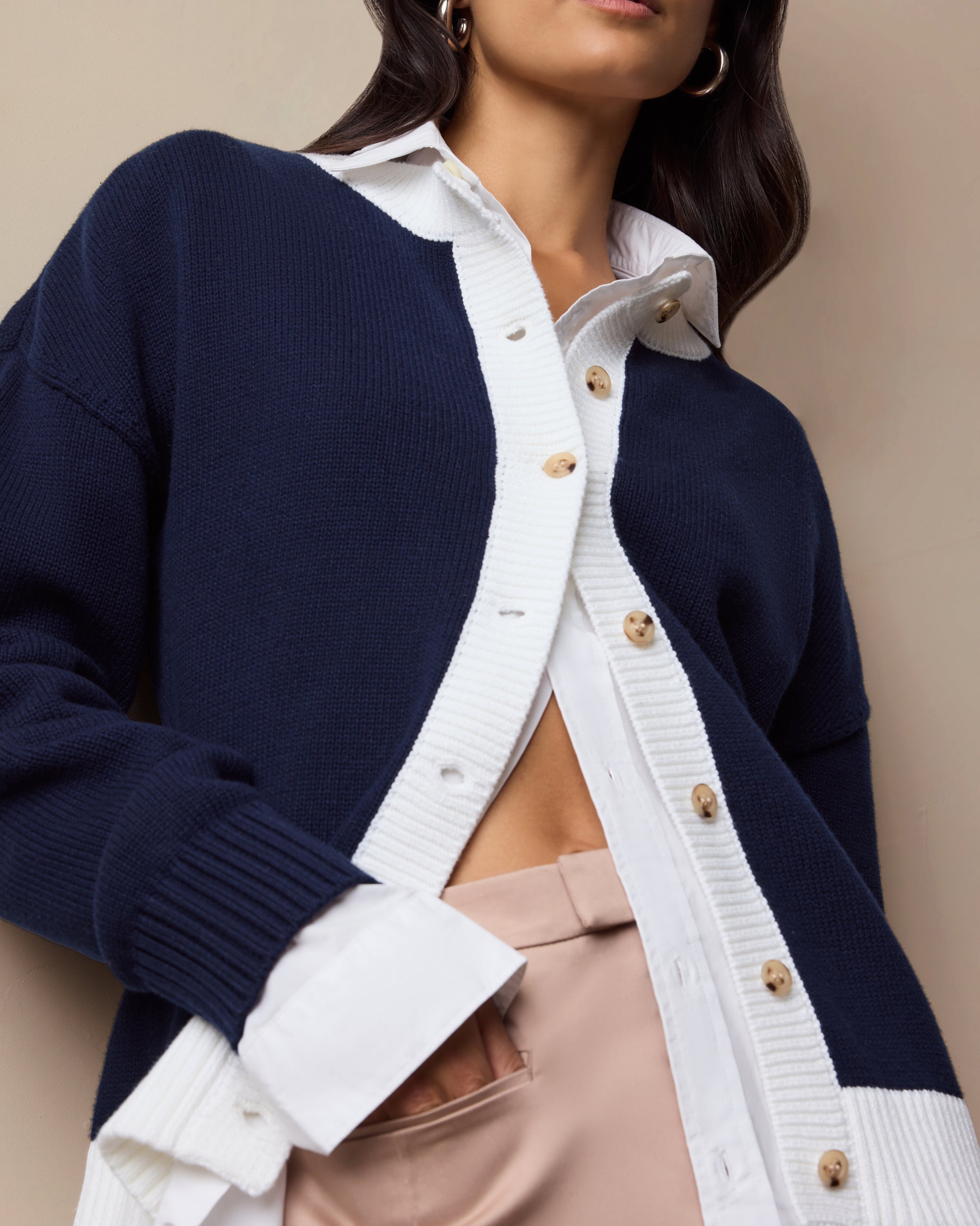Noir Navy/White