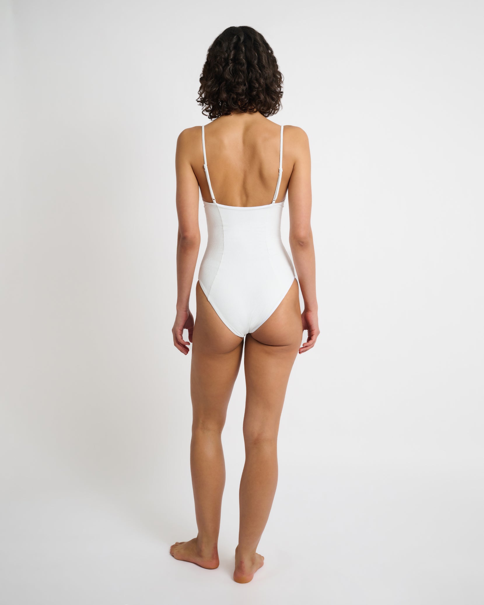 Chelsea One Piece – onia