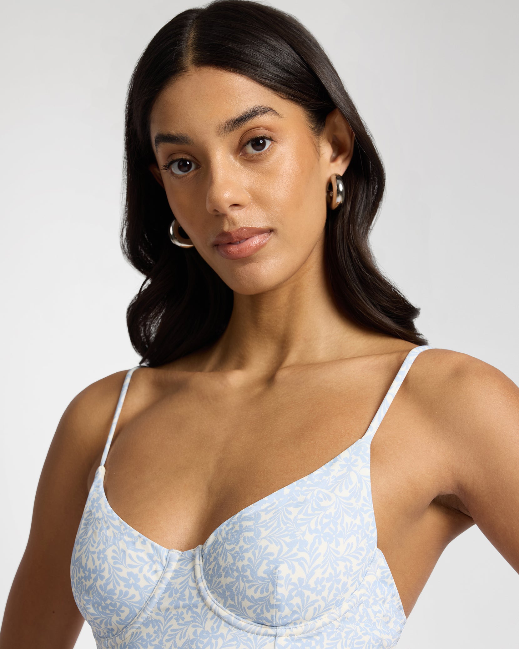 Chelsea One Piece – onia