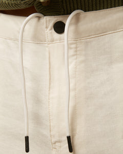 Stretch Linen Traveler Pant in White - 6 - Onia